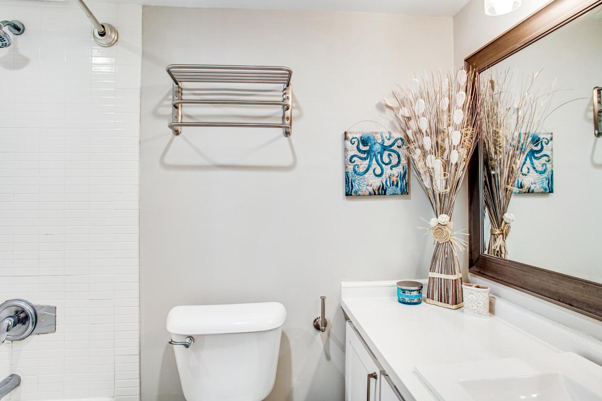 Highpoint North Condos III آوشين سيتي الغرفة الصورة